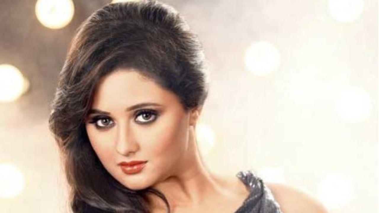 Nach Baliye 7: Rashami Desai admits to resorting to plastic surgery!