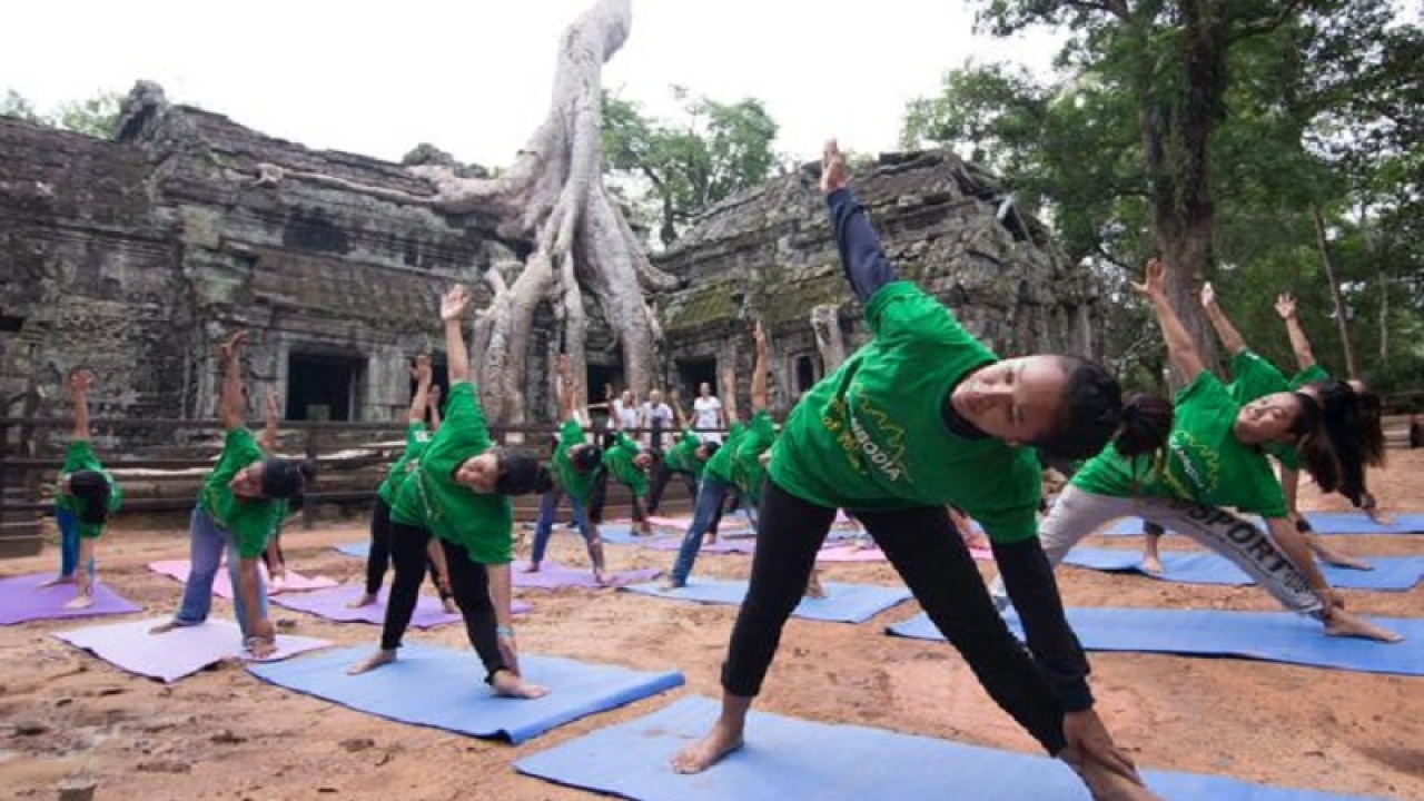 International Yoga Day in Cambodia. Image Credit: Vikas Swarup Twitter