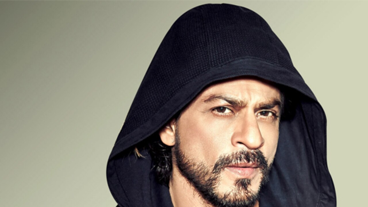 the clash, first look of SRK's 'Raees' will be unveiled this Eid!