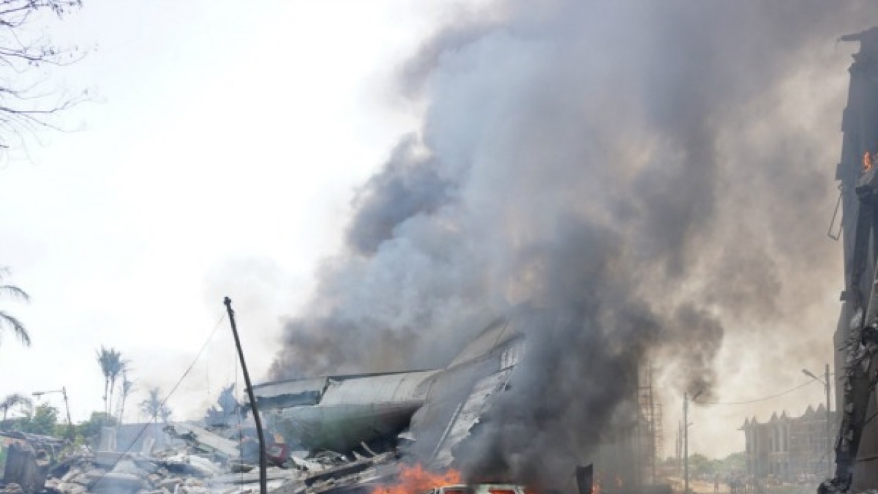 Death toll from Indonesian plane crash rises to 141