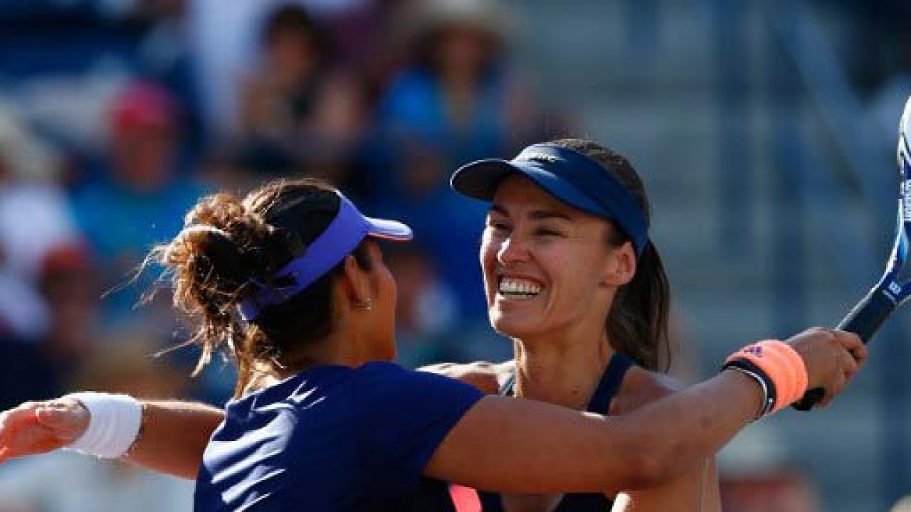 Wimbledon: Sania Mirza Reaches Women's Doubles Final With Martina Hingis