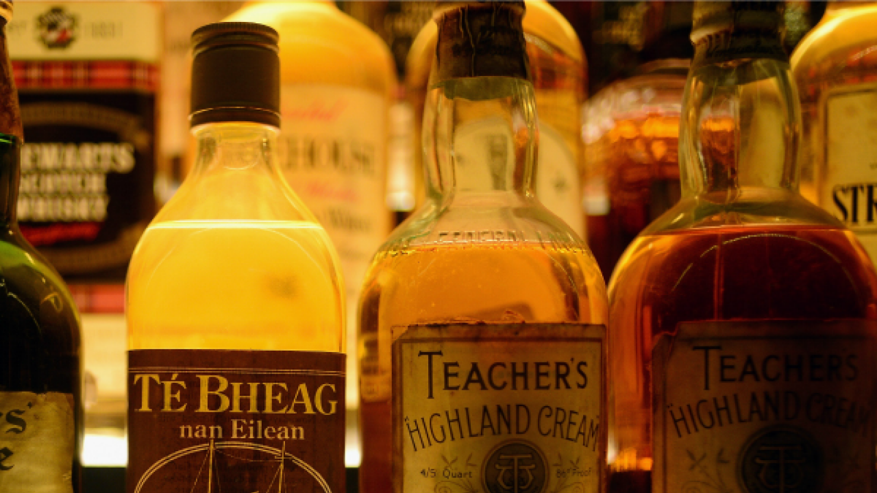 You can now use your lungs and eyes to drink alcohol