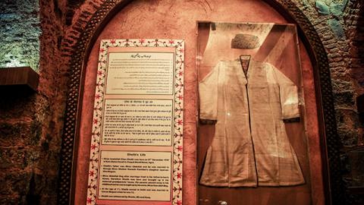 Mirza Ghalib's mansion: Lost in the hustle and bustle of Chandni Chowk