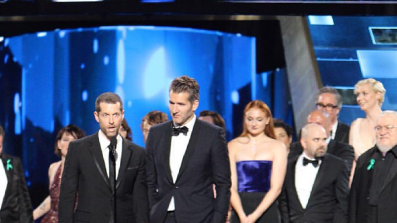 Emmys 2015 Game Of Thrones Shatters Record For Most Wins