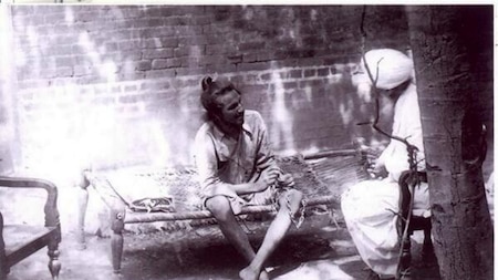 Bhagat Singh at Lahore Railway Police Station
