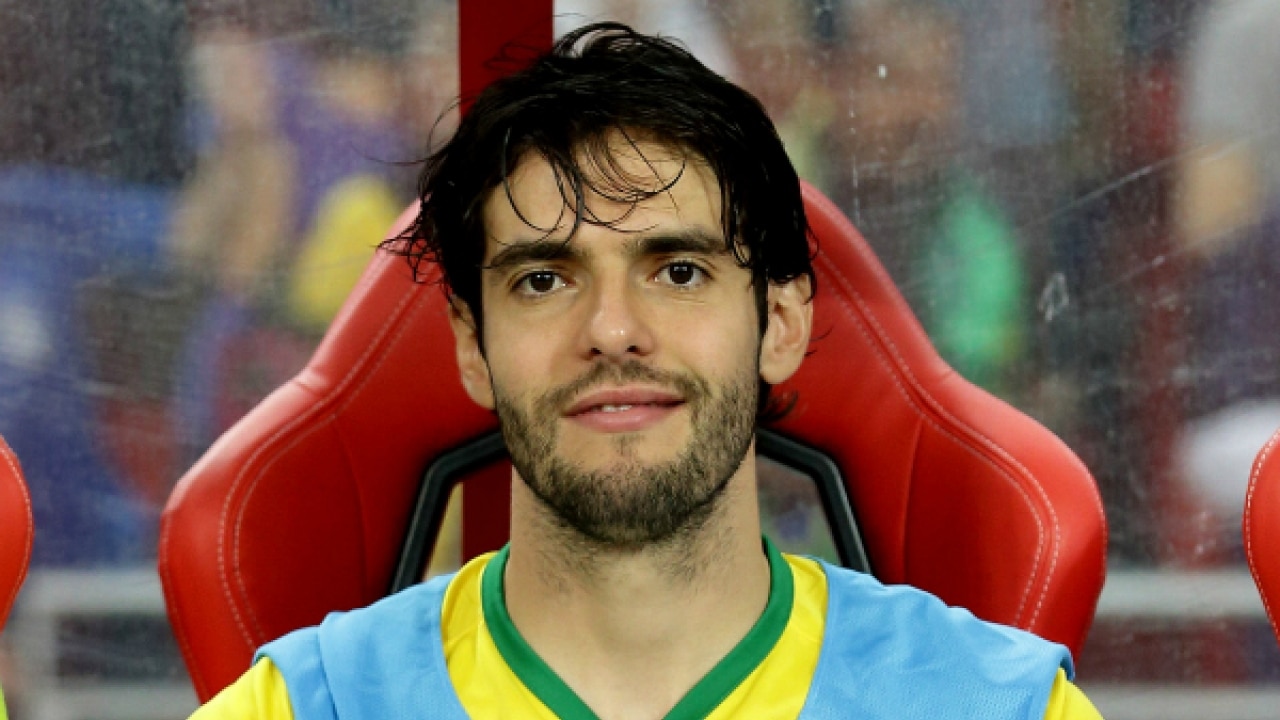 Kaka back in Brazil squad at Countinho's expense
