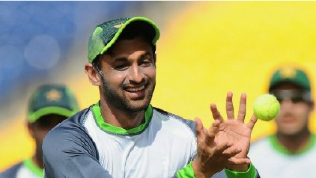 Shoaib Malik Scores A Ton Leads Pakistans Charge In First Test Against England 