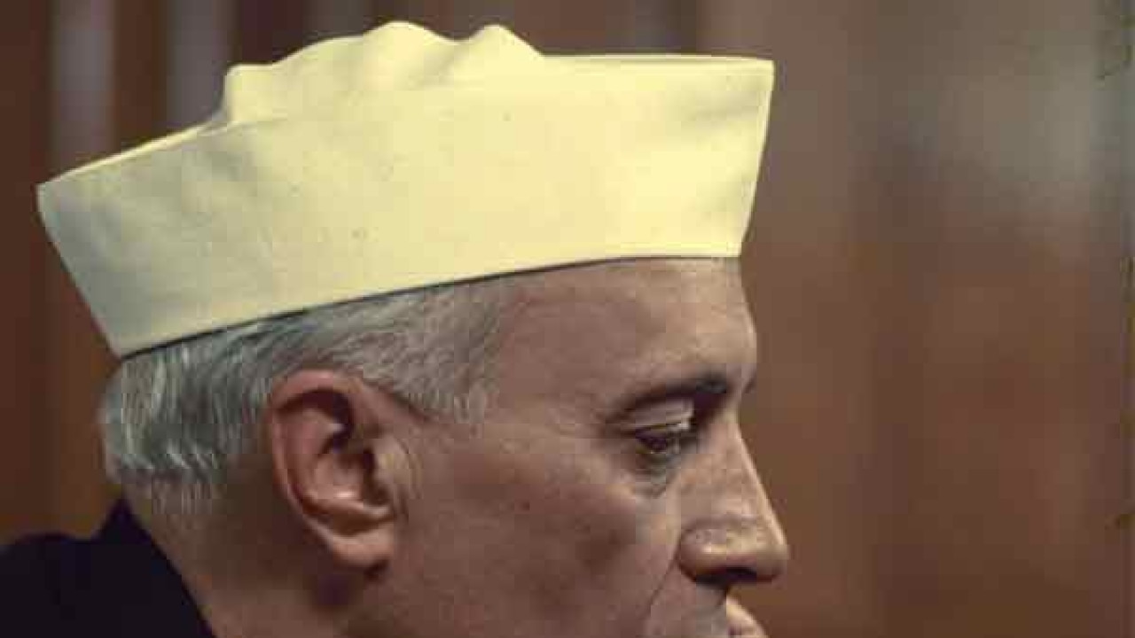 Jawaharlal Nehru sought US help during 1962 Indo-China war, claims new book