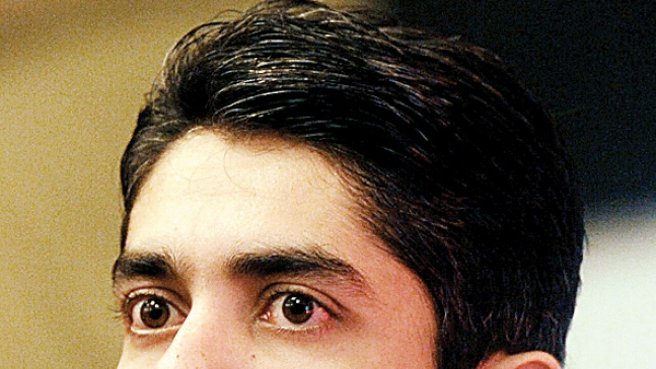 Abhinav bindra quits tops to concentrate on training