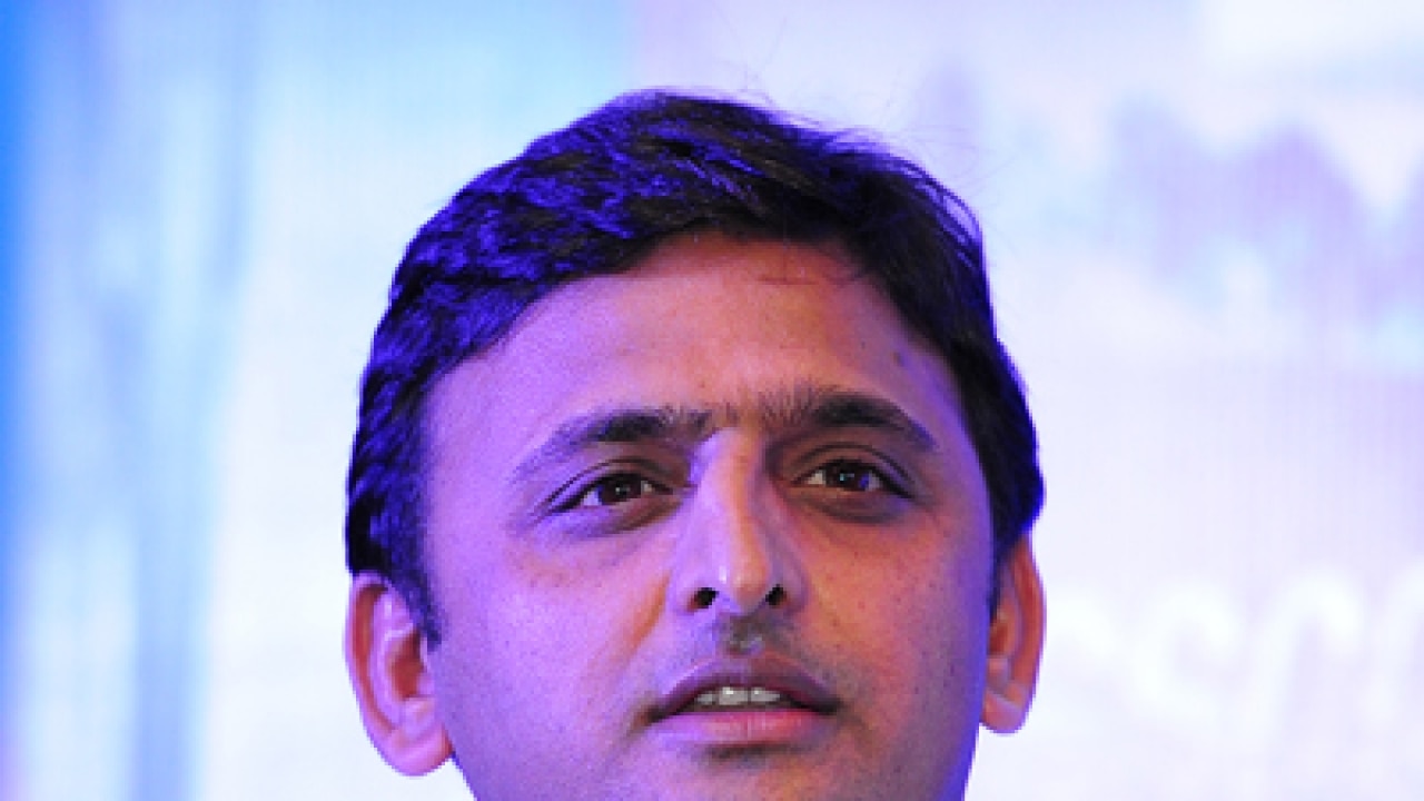 Akhilesh yadav inducts 12 new faces in his cabinet