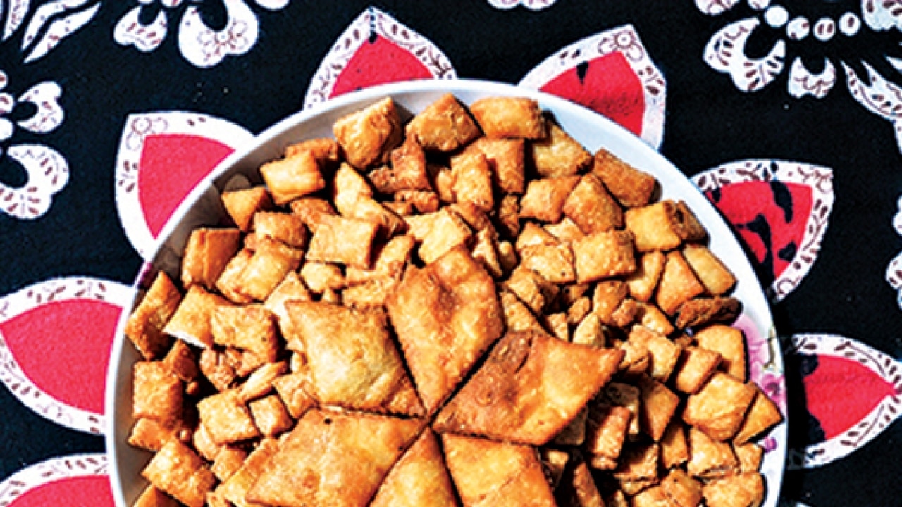 Over 2 000kg Snacks Couriered Abroad This Diwali