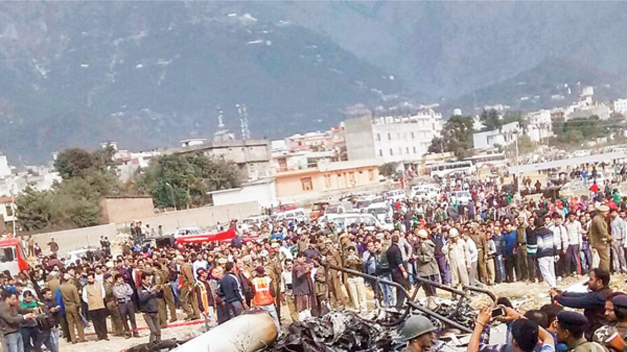 Vaishno Devibound chopper crashes; 7, including pilot, killed