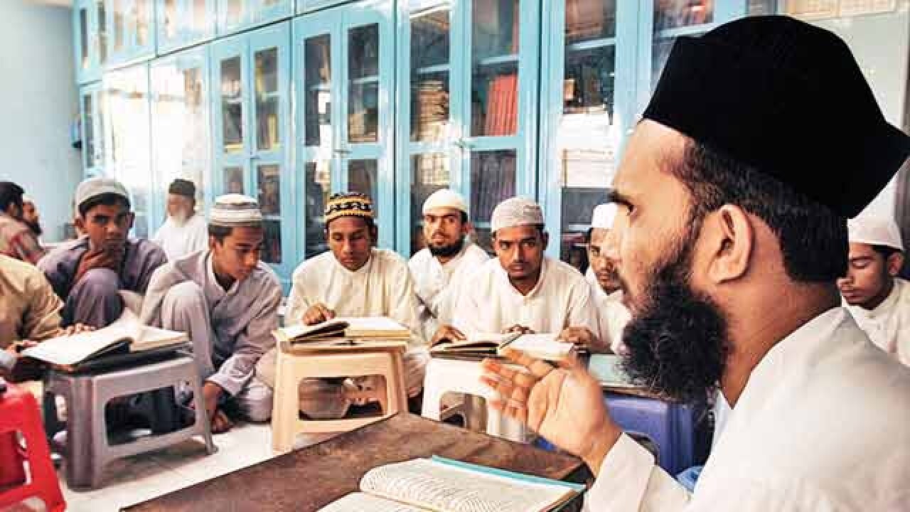 one-third-madrassas-in-maharashtra-ready-to-modernise