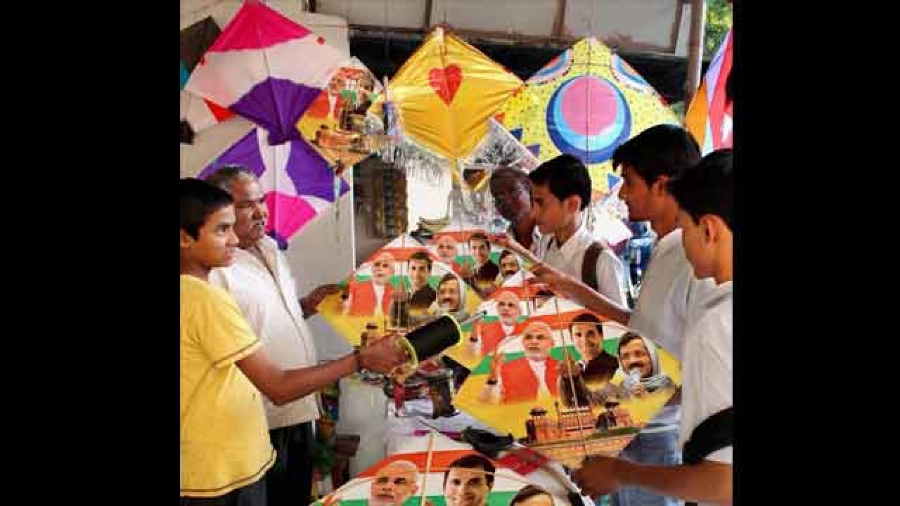 PM Modi, Kejriwal and Rahul Gandhi on kites