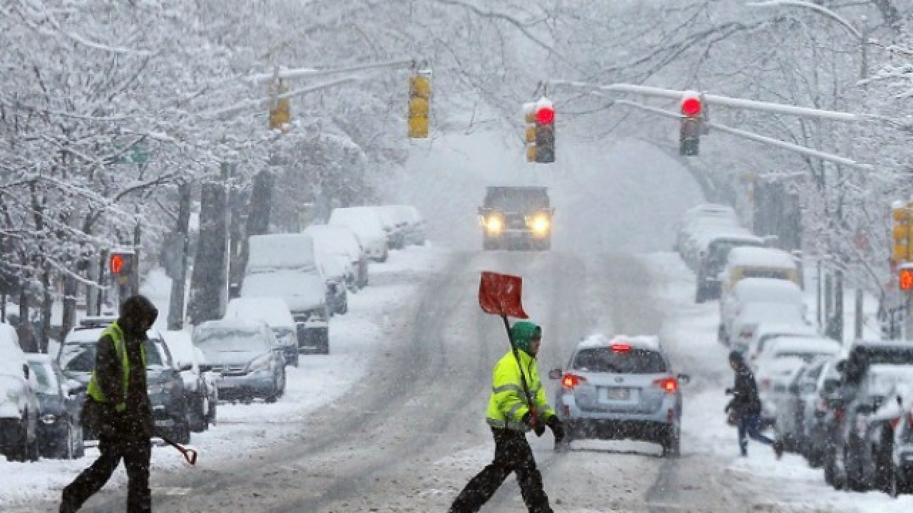 Millions in us brace for monster blizzard