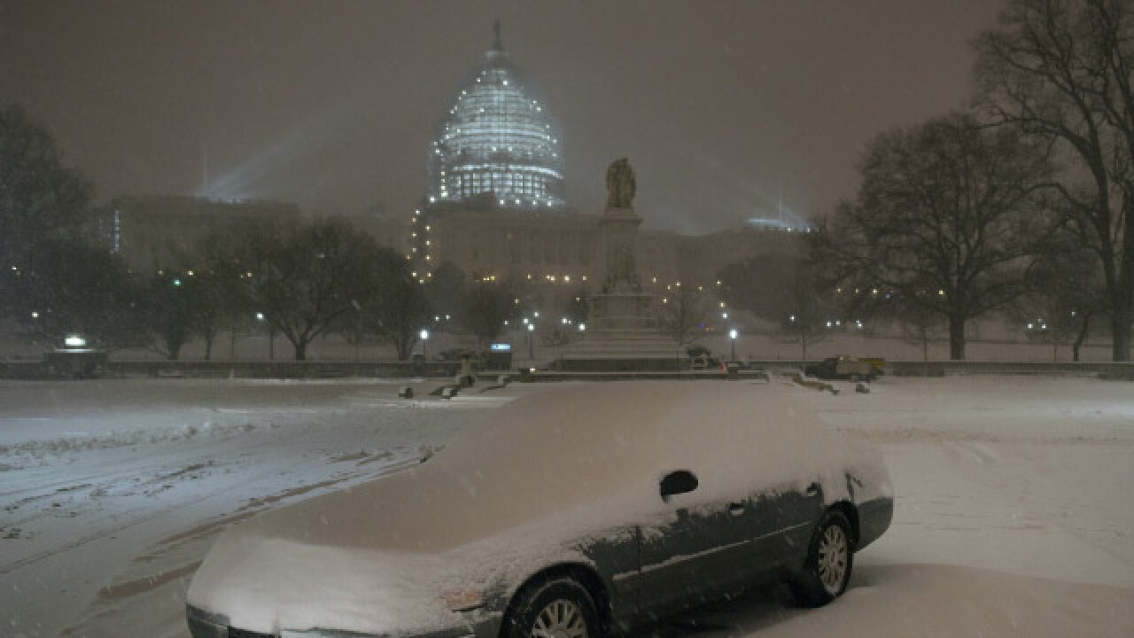 East Coast blizzard may dump record snow on Washington