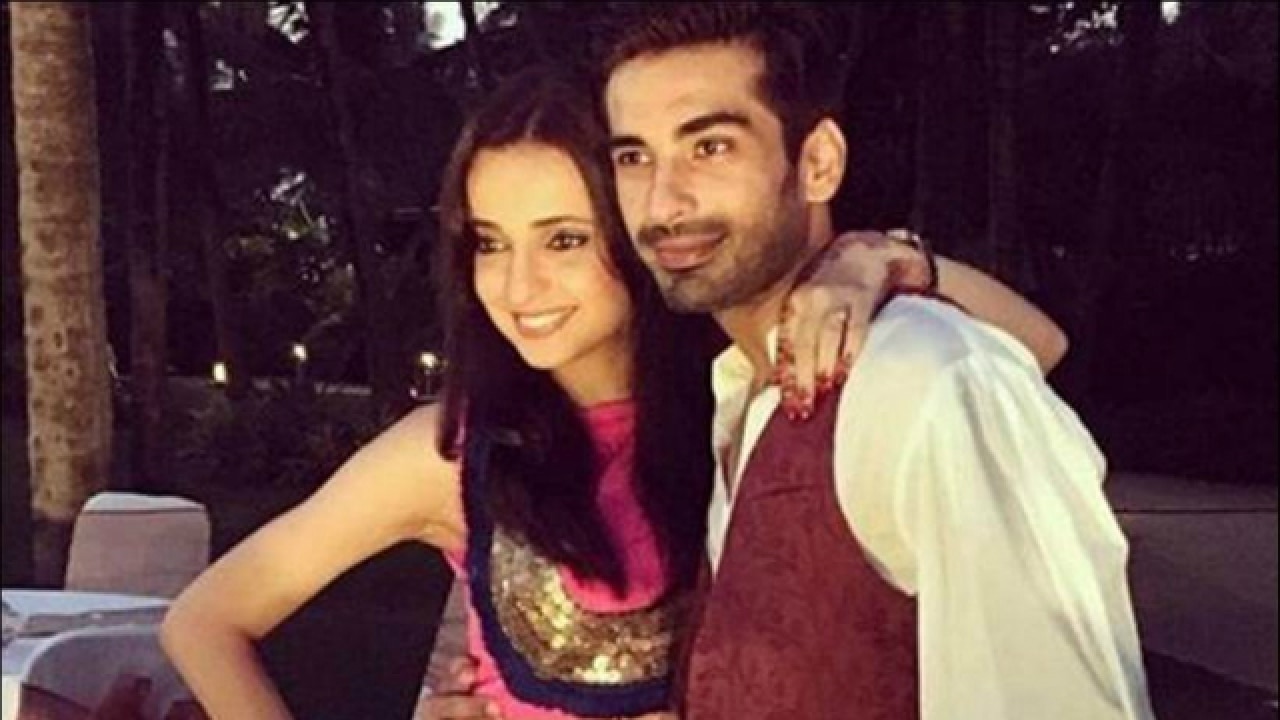 1280px x 720px - Sanaya Irani-Mohit Sehgal wedding: All that happened at the cocktail party!