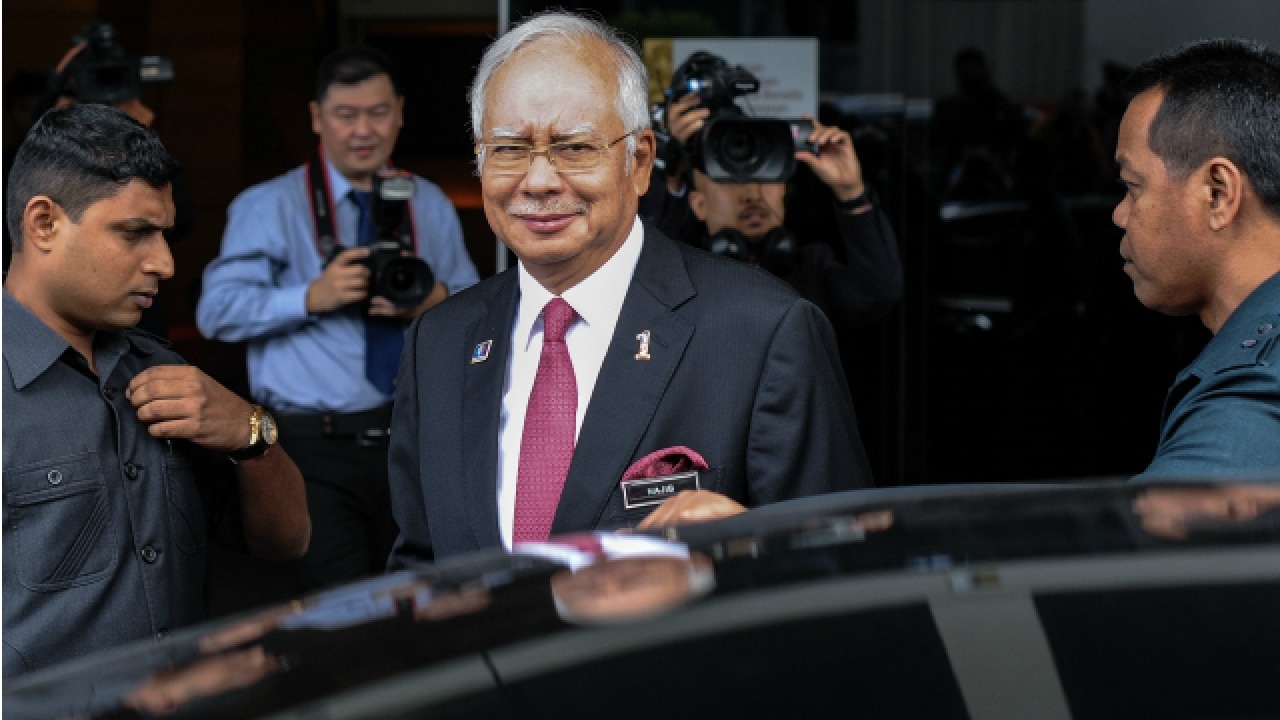 Malayasian PM Najib Razak cleared of graft charges in US ...