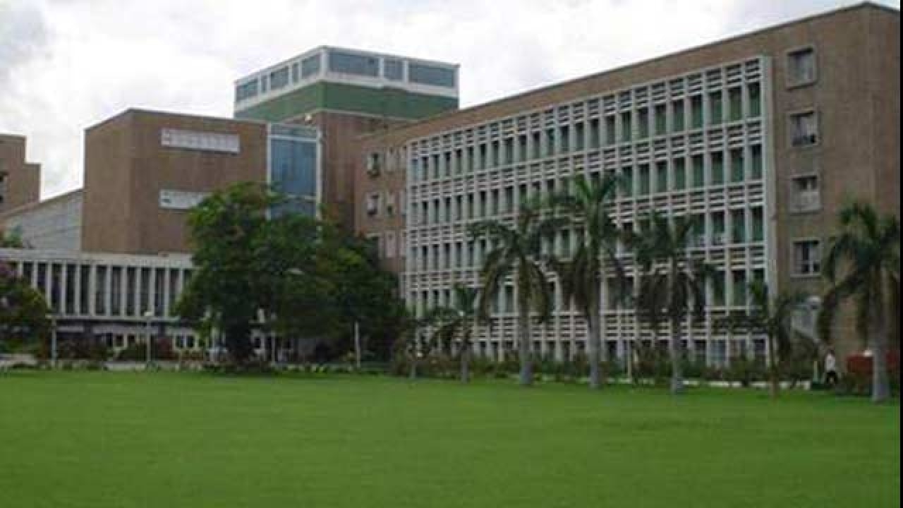 Dr Kuldeep Kumar was dismissed for bad behaviour: AIIMS