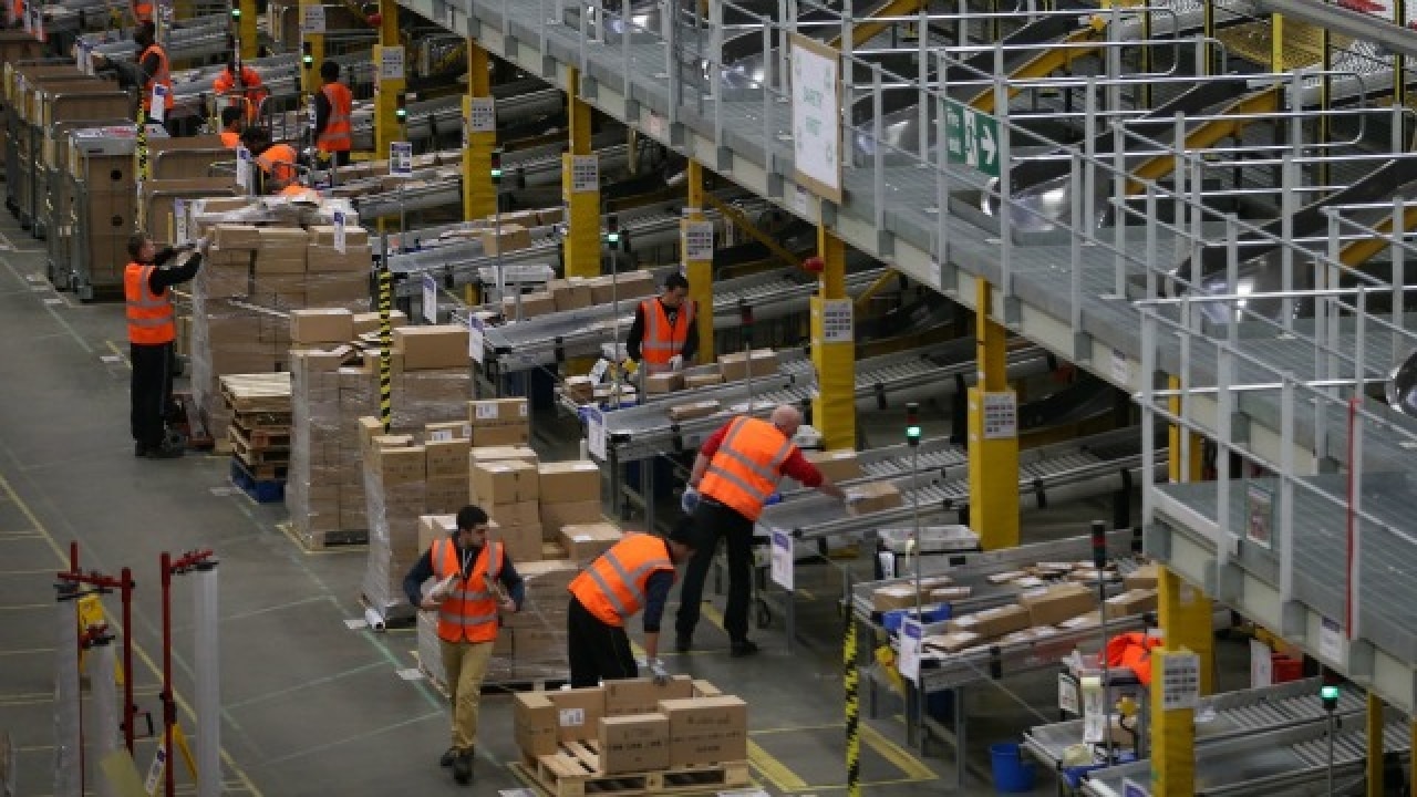 Amazon expands logistics operations in China