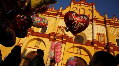 Colourful Valentine's Day in sunny Mexico