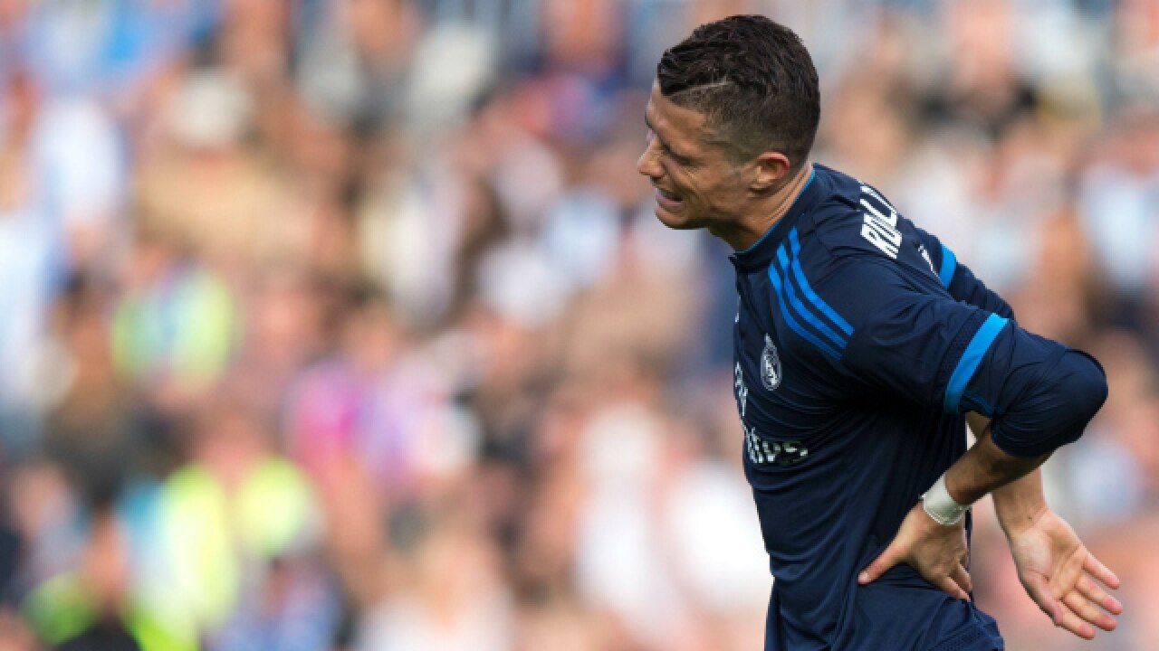 Real Madrid S La Liga Hopes All But Over After Ronaldo Fluffs Spot Kick