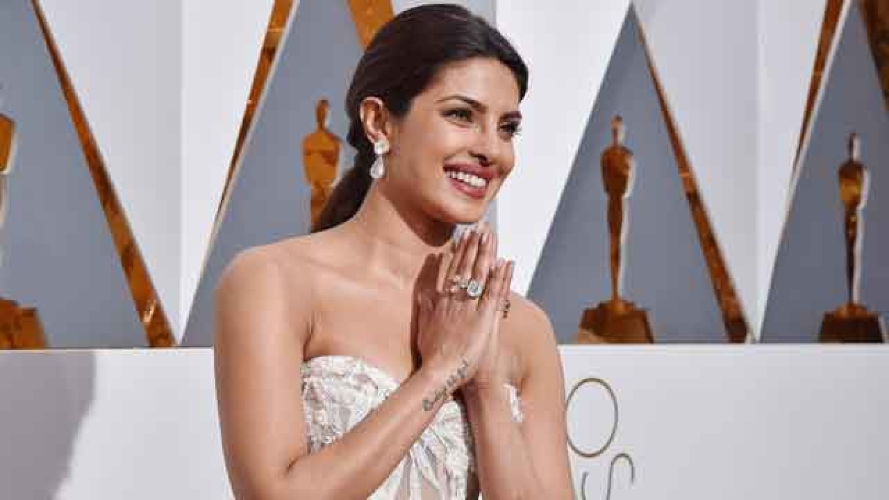 Perinka Chopra Ka Bf Xxx - Truly Desi girl: Priyanka Chopra gets nostalgic about Jamshedpur at Oscars!