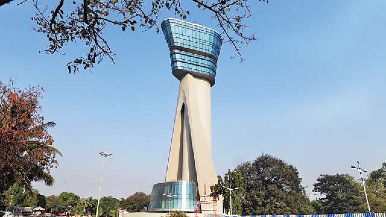 Airlines asked to not use ATC tower frequencies to test a plane