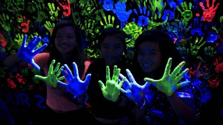Neon Hands