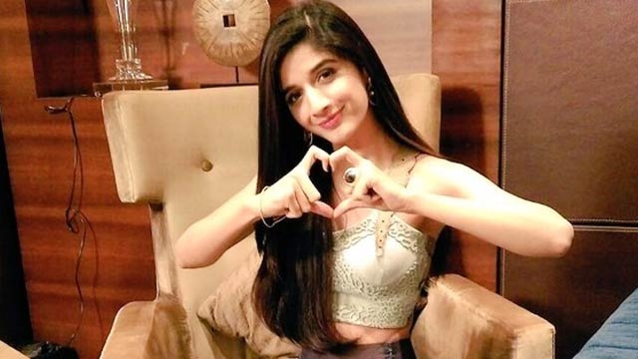 1280px x 720px - Social media bullies Mawra Hocane during #AskMawra session on Twitter