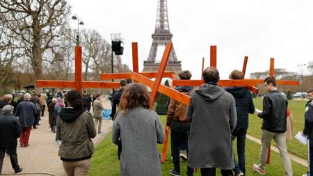 'Stations of the Cross' in Paris