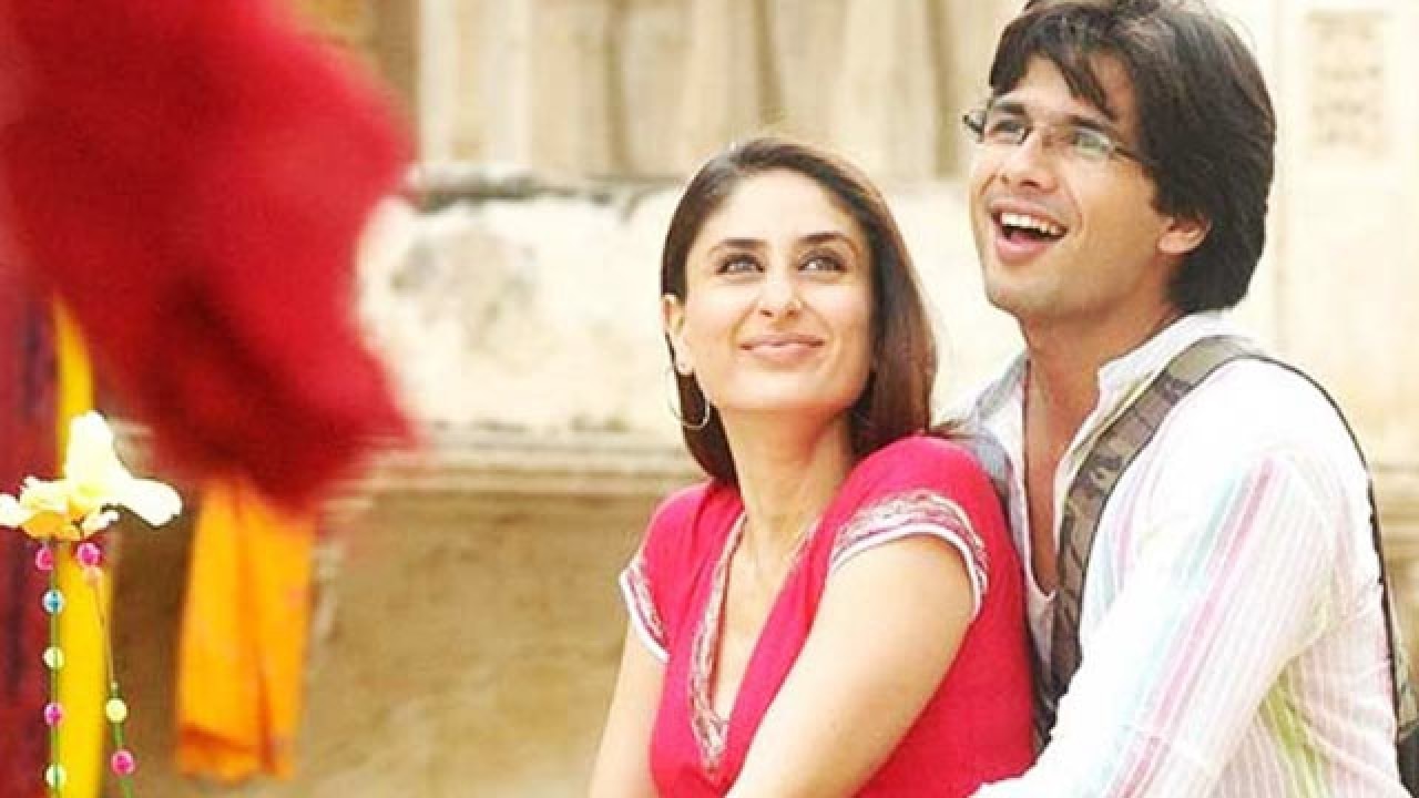 Here S How Kareena Kapoor Replied To A Question About Shahid Kapoor Jab we met is definitely one of the best movies i've seen so far. here s how kareena kapoor replied to a