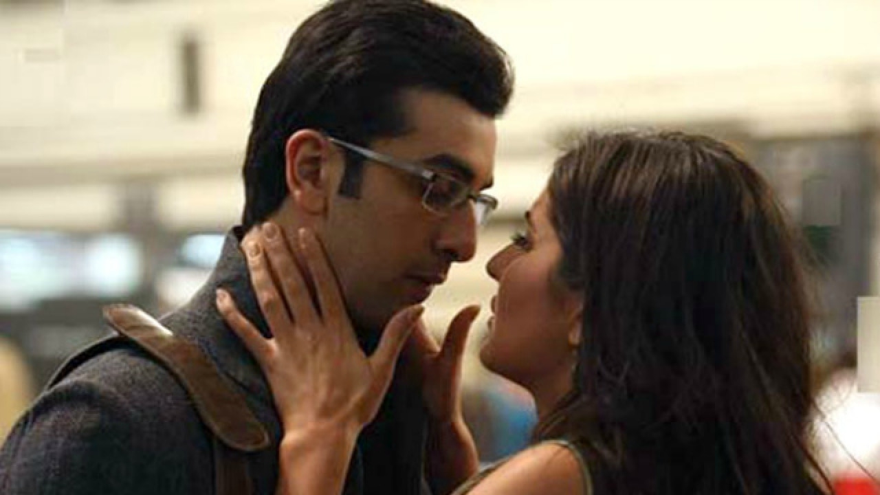 Kiss-Mat: Ranbir Kapoor refuses to lock lips with Katrina Kaif for