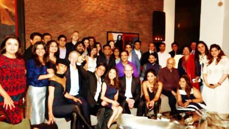 Tim Cook with the group at Shah Rukh Khan's dinner party