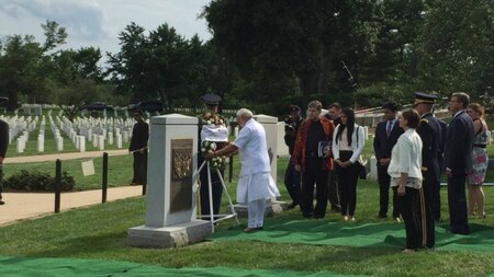 PM Modi paying homage to the victims of the Columbia Space Shuttle crash
