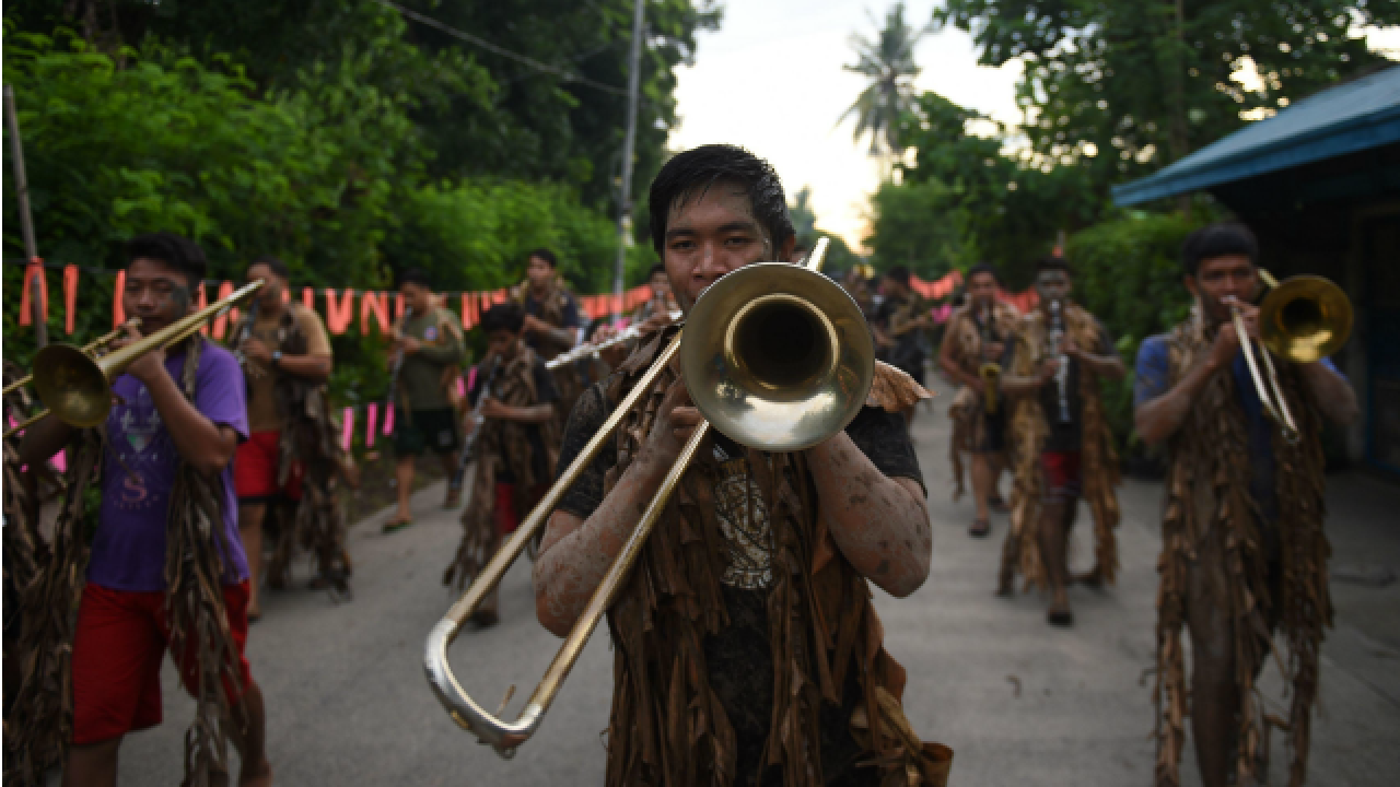 Devotees on a musical march