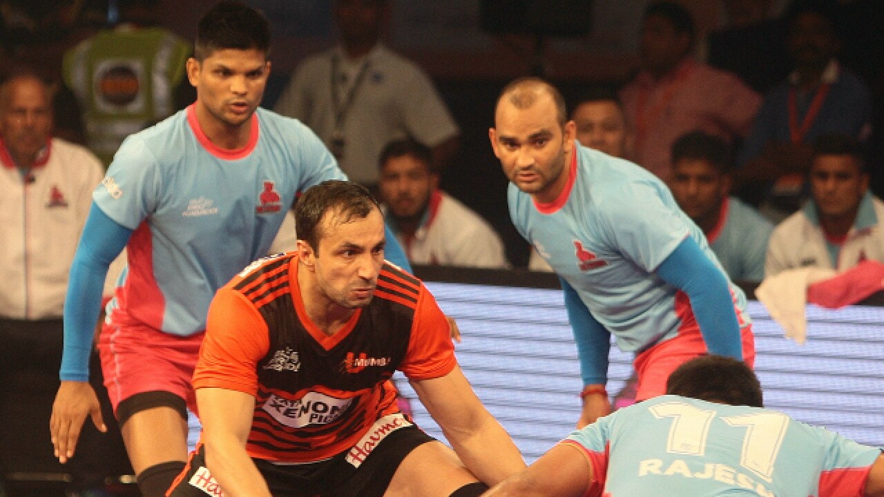 Pro Kabaddi League: Rakesh Kumar powered U Mumba beat Jaipur Pink ...