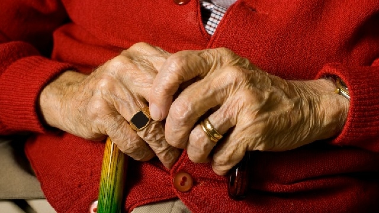 most-elderly-people-suffer-chronic-pain-says-study