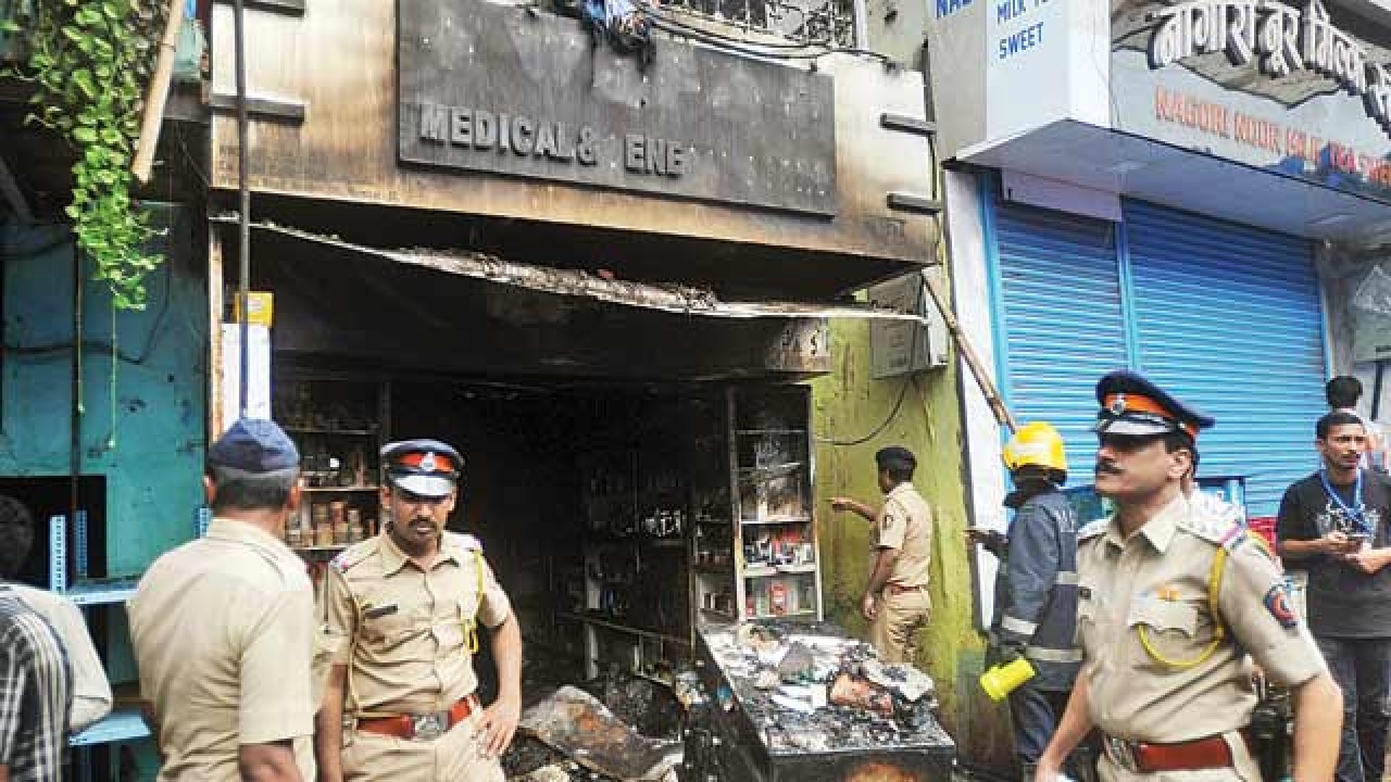 Fire at Andheri medical store kills 9 of a family