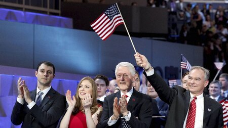 Chelsea Clinton (2nd L), Bill Clinton (3rd L), Sen Tim Kaine (R)