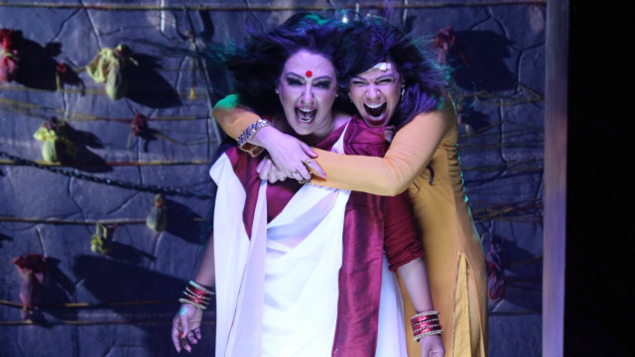 Kawach: this family member is helping saudamini and manjulika against paridhi!