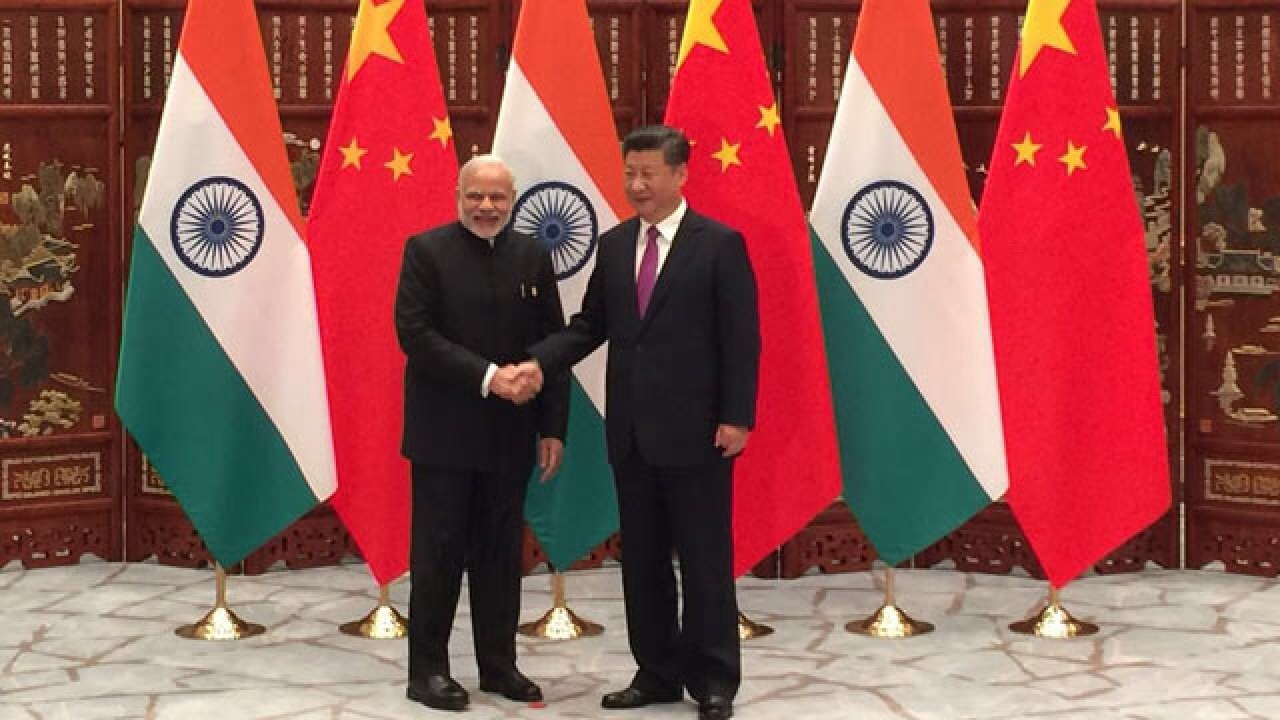 PM Modi meets President Xi Jinping on G20 summit lines, discusses ...