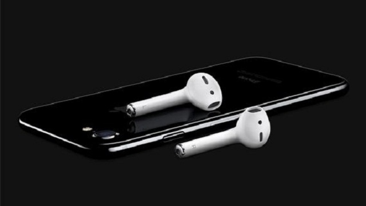 apple introduces airpods for iphone 7