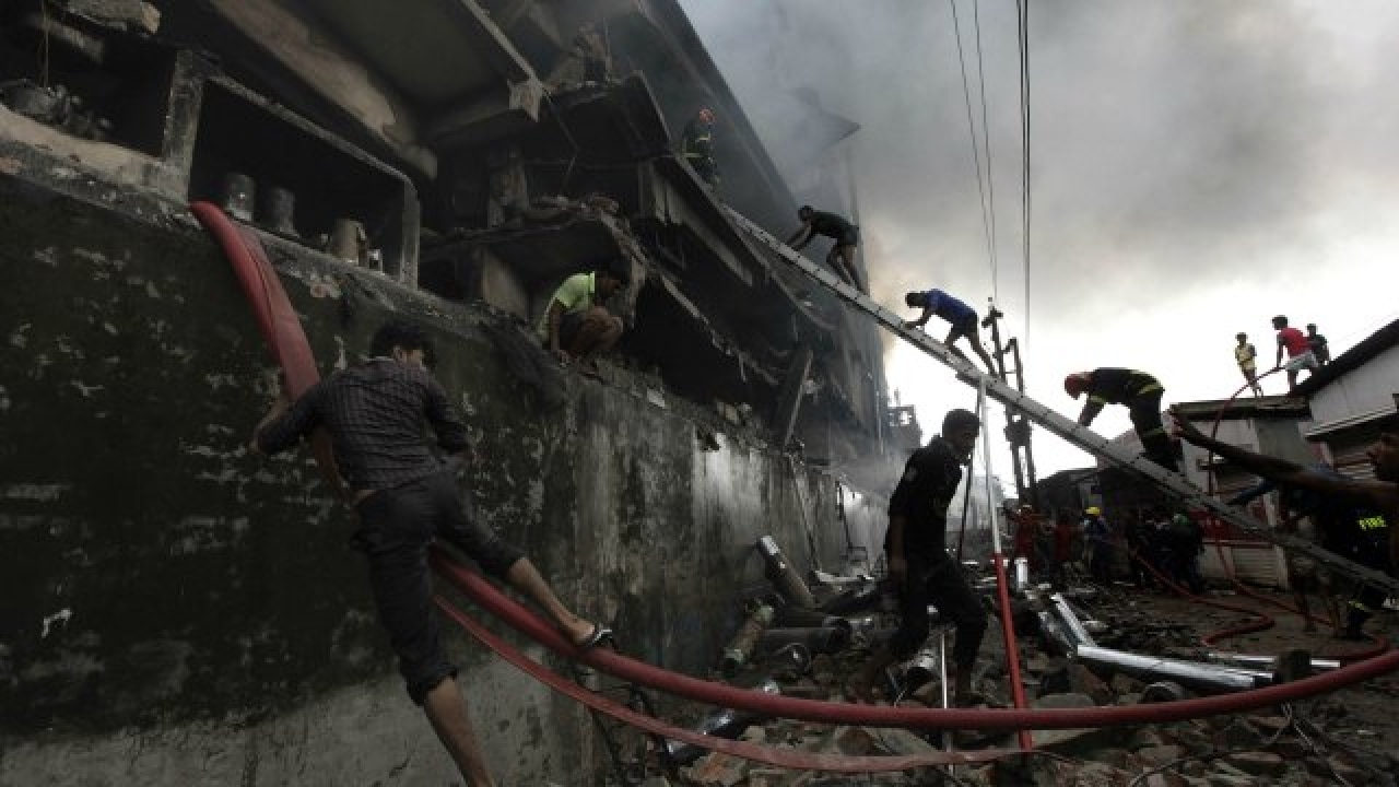 Bangladesh: Death toll rises to 23 in garment factory explosion