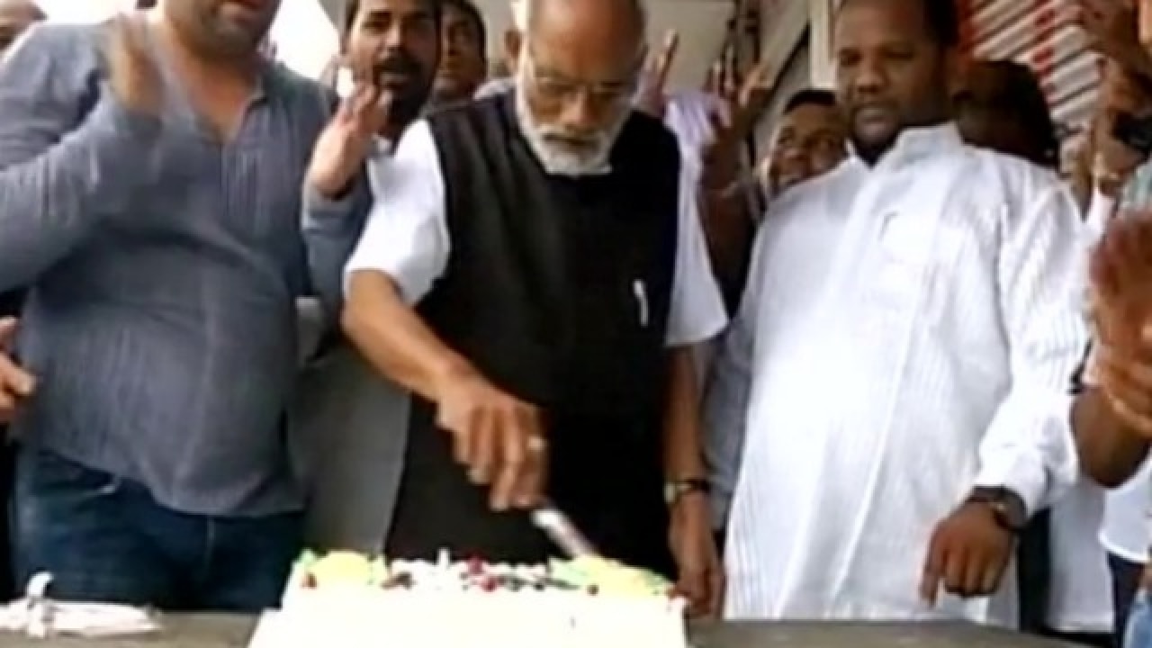 Have a look at how NaMo supporters redefined creativity with cakes |  National News – India TV