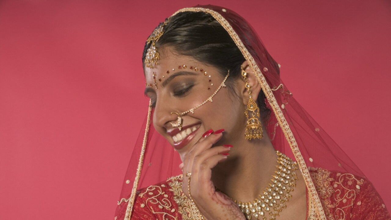 Bridal Nose Ring Ideas - Stunning Bridal Nath designs that Indian Brides  Slayed - Witty Vows