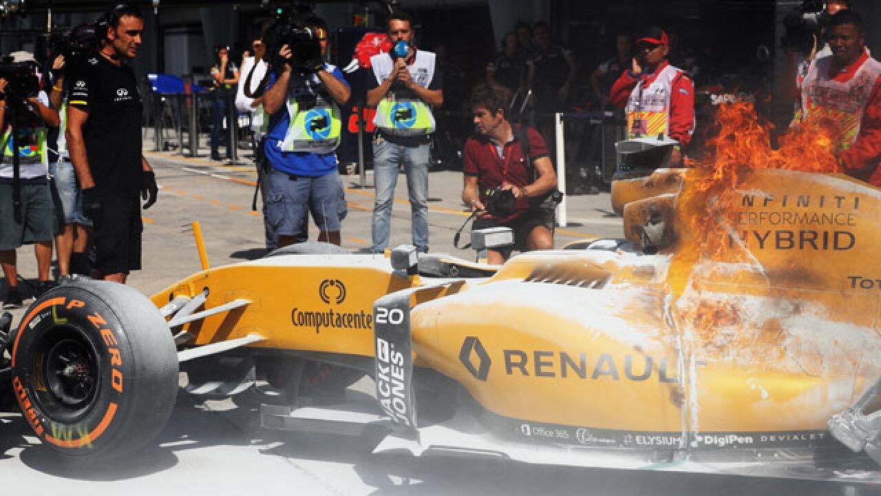 Malaysian Gp Gets Too Hot To Handle For Renault S Kevin Magnussen