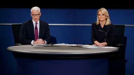 Moderators Anderson Cooper and Martha Raddatz
