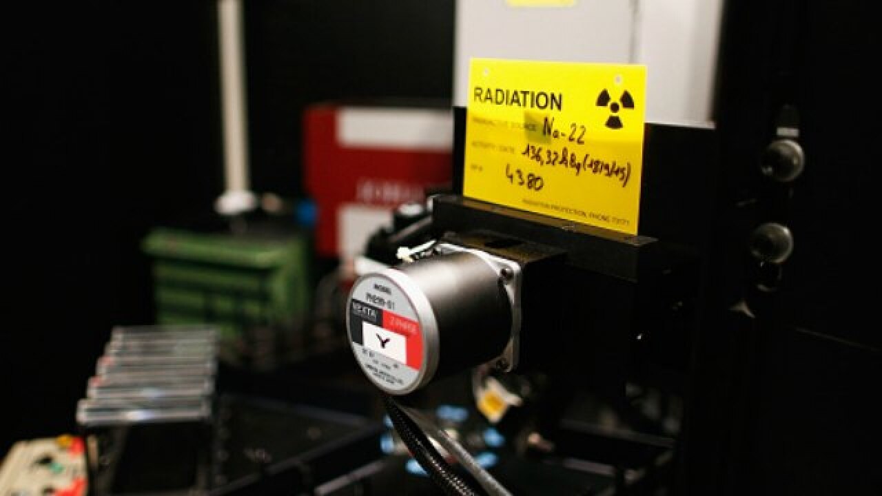 UV light treatment may improve smartphone cameras