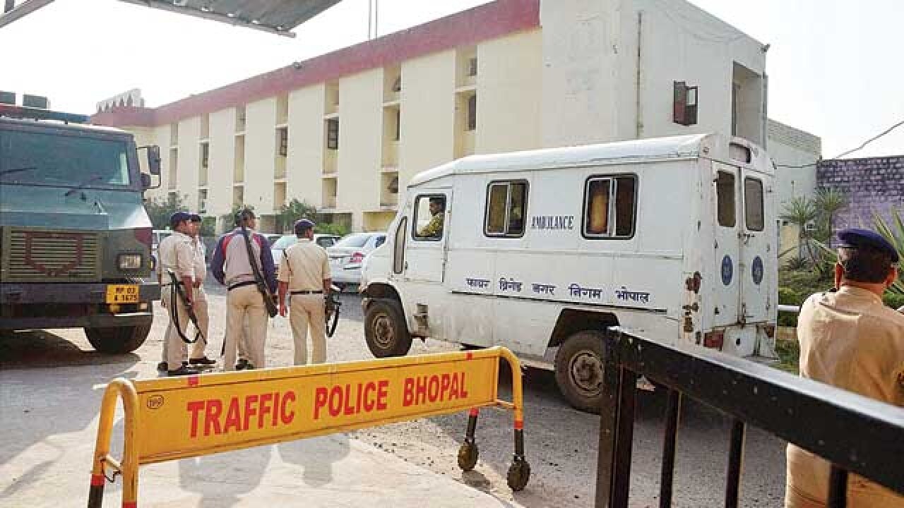 Bhopal jailbreak: SIMI activists could not have escaped if MP had ...